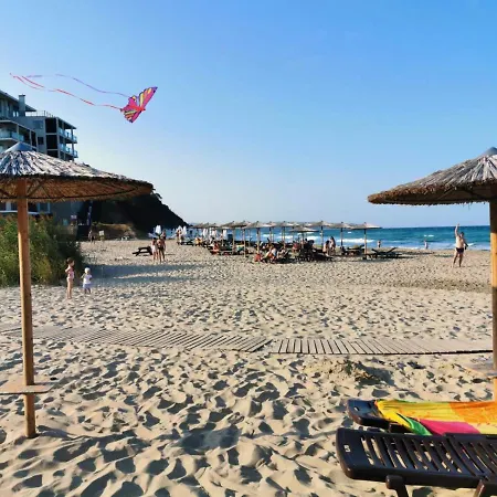 Royal White Sands Beach אובזור