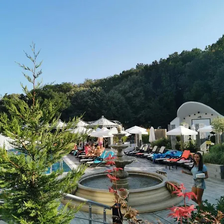 Royal White Sands Beach 4* אובזור