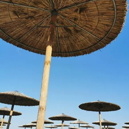 מלון Royal White Sands Beach 4*